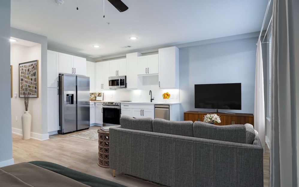 S2 - Studio floorplan layout with 1 bathroom and 530 square feet (Interior)